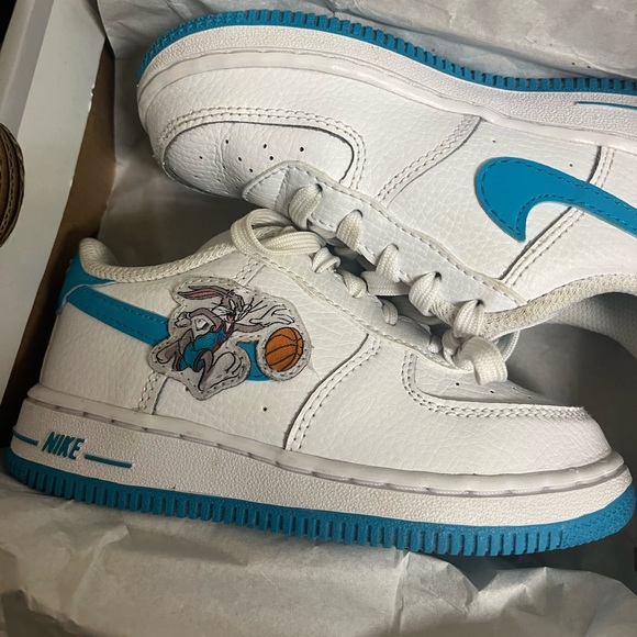 Nike Air Force 1 Low - Picture 2 of 5
